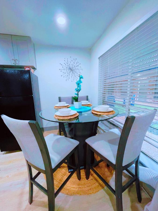 Modern Santorini Suite Houston Nrg Tmc Luxurious Walkable Exterior photo